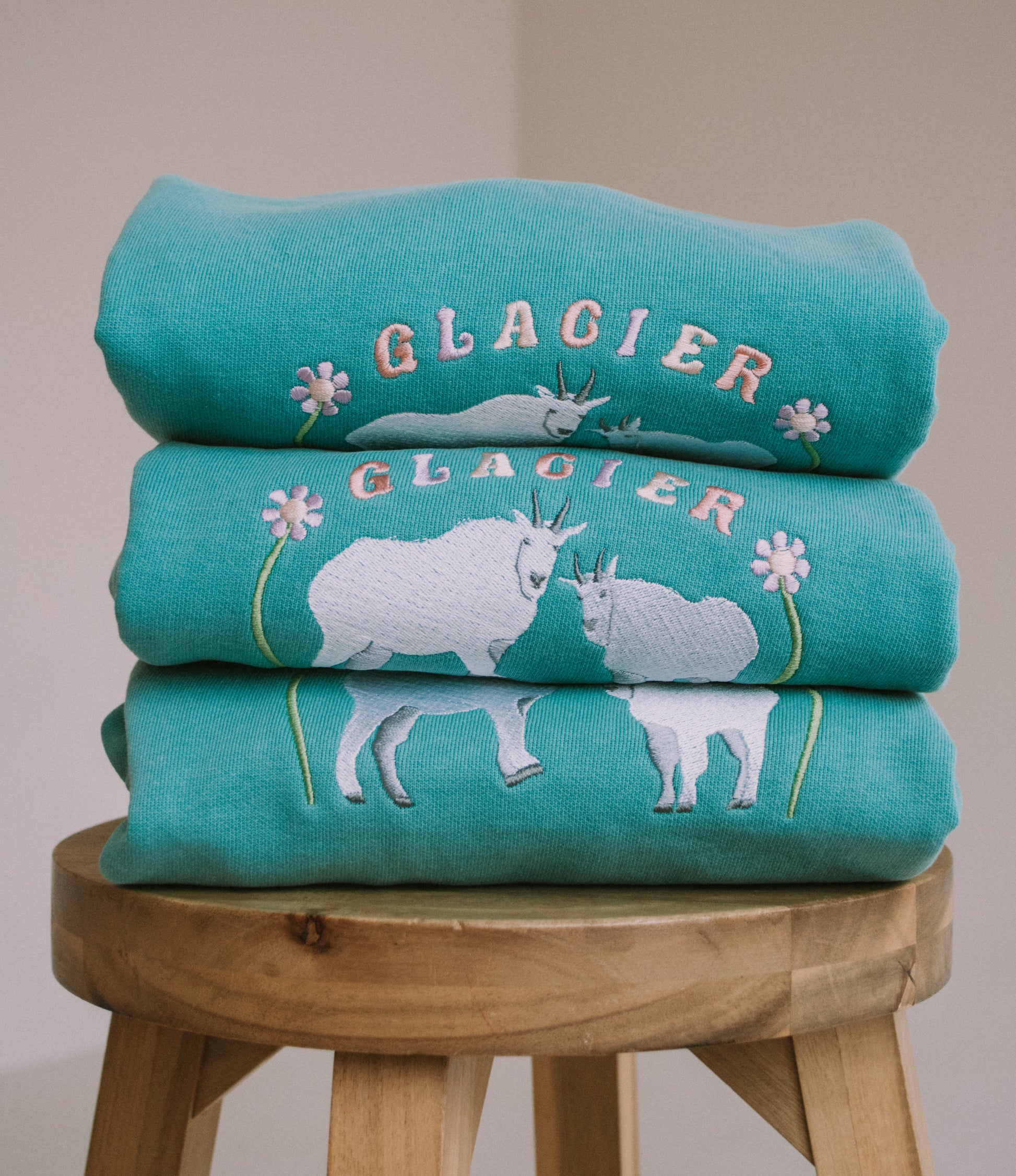 Glacier National Park Sweatshirt – MadiStitches